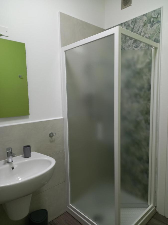 B&B Km 198 - Letto E Colazione Sorbara Bagian luar foto