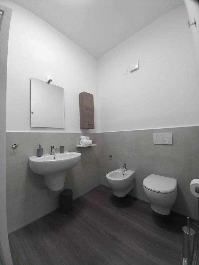 B&B Km 198 - Letto E Colazione Sorbara Bagian luar foto