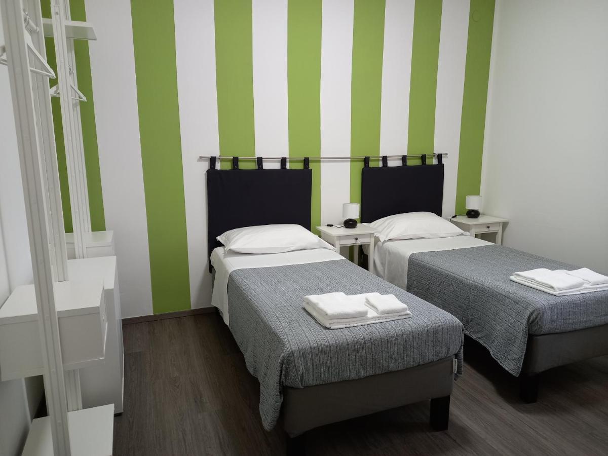 B&B Km 198 - Letto E Colazione Sorbara Bagian luar foto