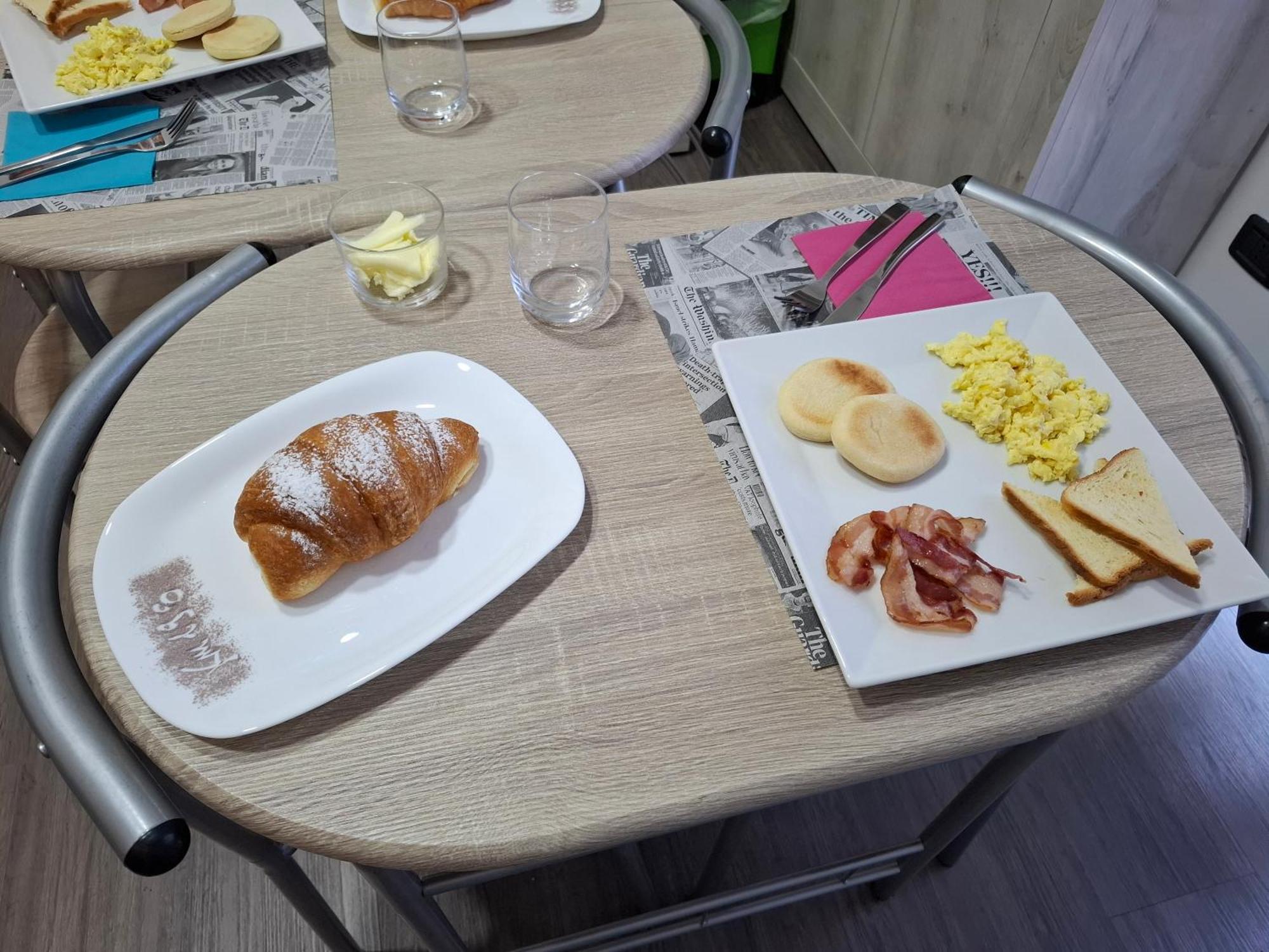 B&B Km 198 - Letto E Colazione Sorbara Bagian luar foto